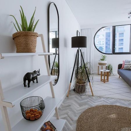 Stylish, Modern, Walk To Restaurants And Cbd Apartment เคปทาวน์ ภายนอก รูปภาพ