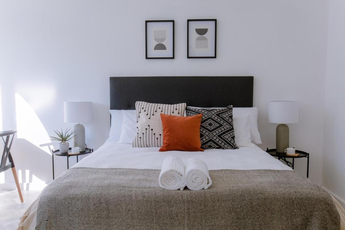 Stylish, Modern, Walk To Restaurants And Cbd Apartment เคปทาวน์ ภายนอก รูปภาพ