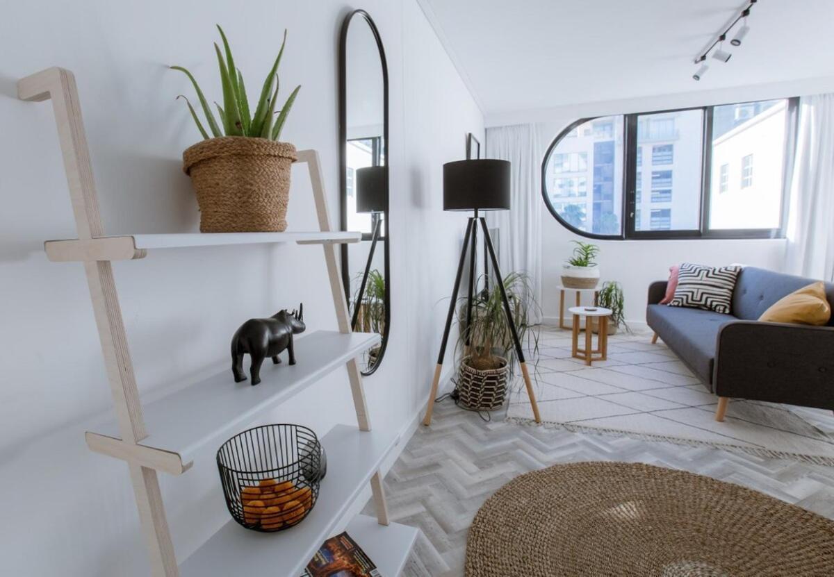 Stylish, Modern, Walk To Restaurants And Cbd Apartment เคปทาวน์ ภายนอก รูปภาพ